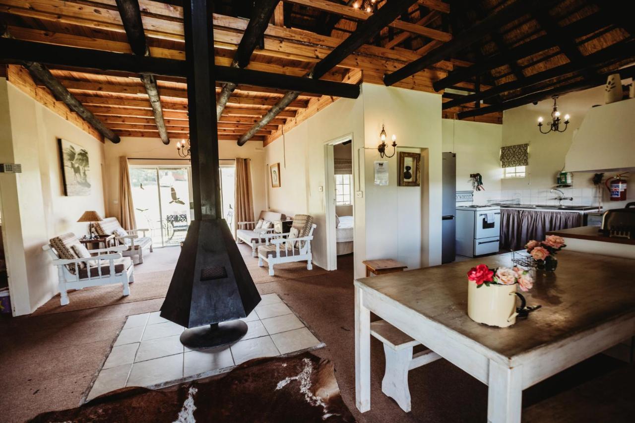 Valley Lakes Chalets Underberg Buitenkant foto