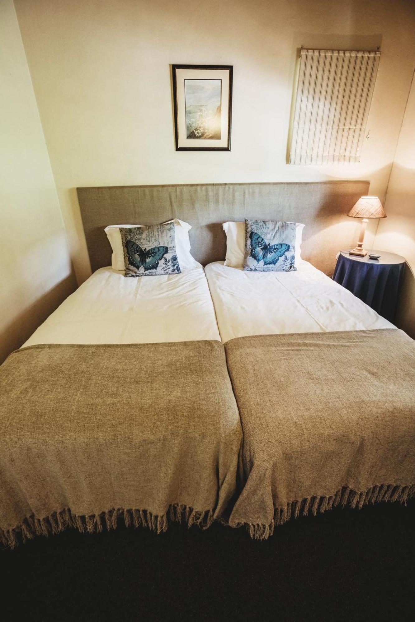 Valley Lakes Chalets Underberg Kamer foto